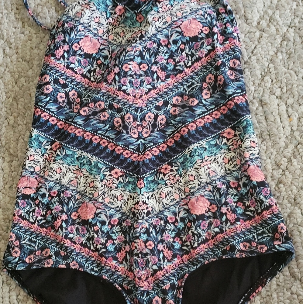 Super cute one piece swimsuit